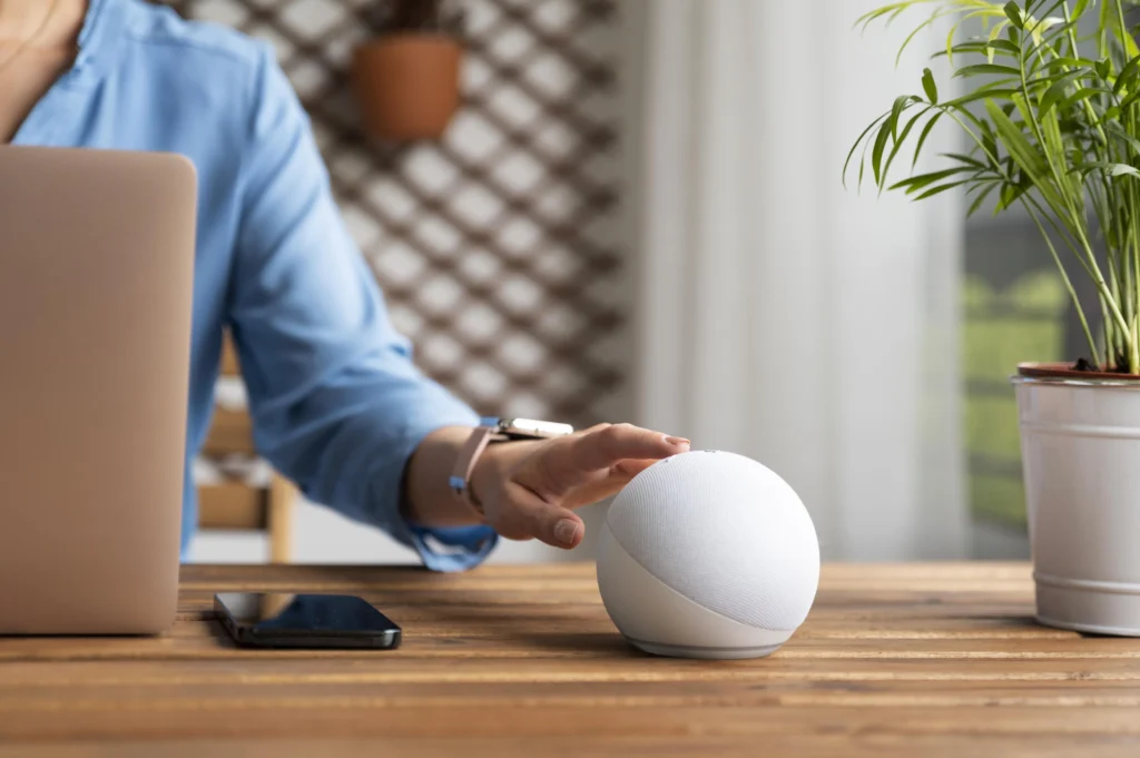 AI powered home assistant gadget